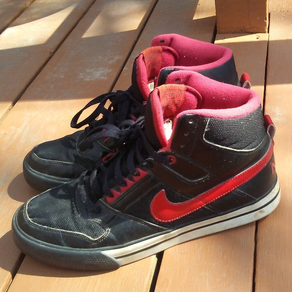 Nike Delta Force Shoes